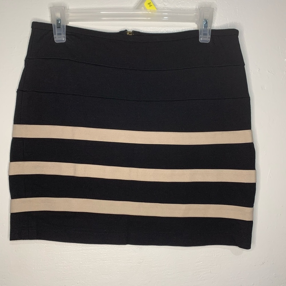 Women’s forever 21 mini skirt